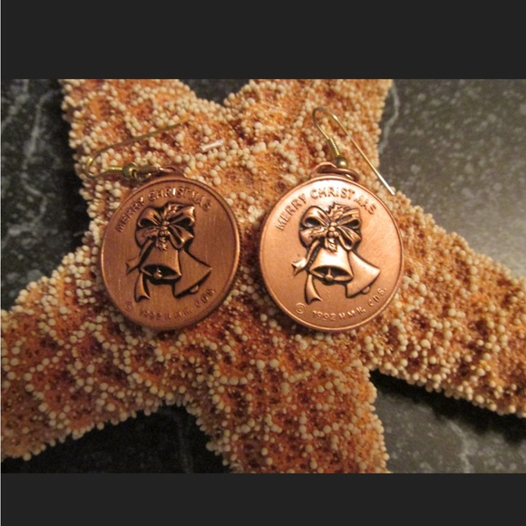 Santa Earrings Two Sided Pierced Dated 1992 - Picture 2 of 2